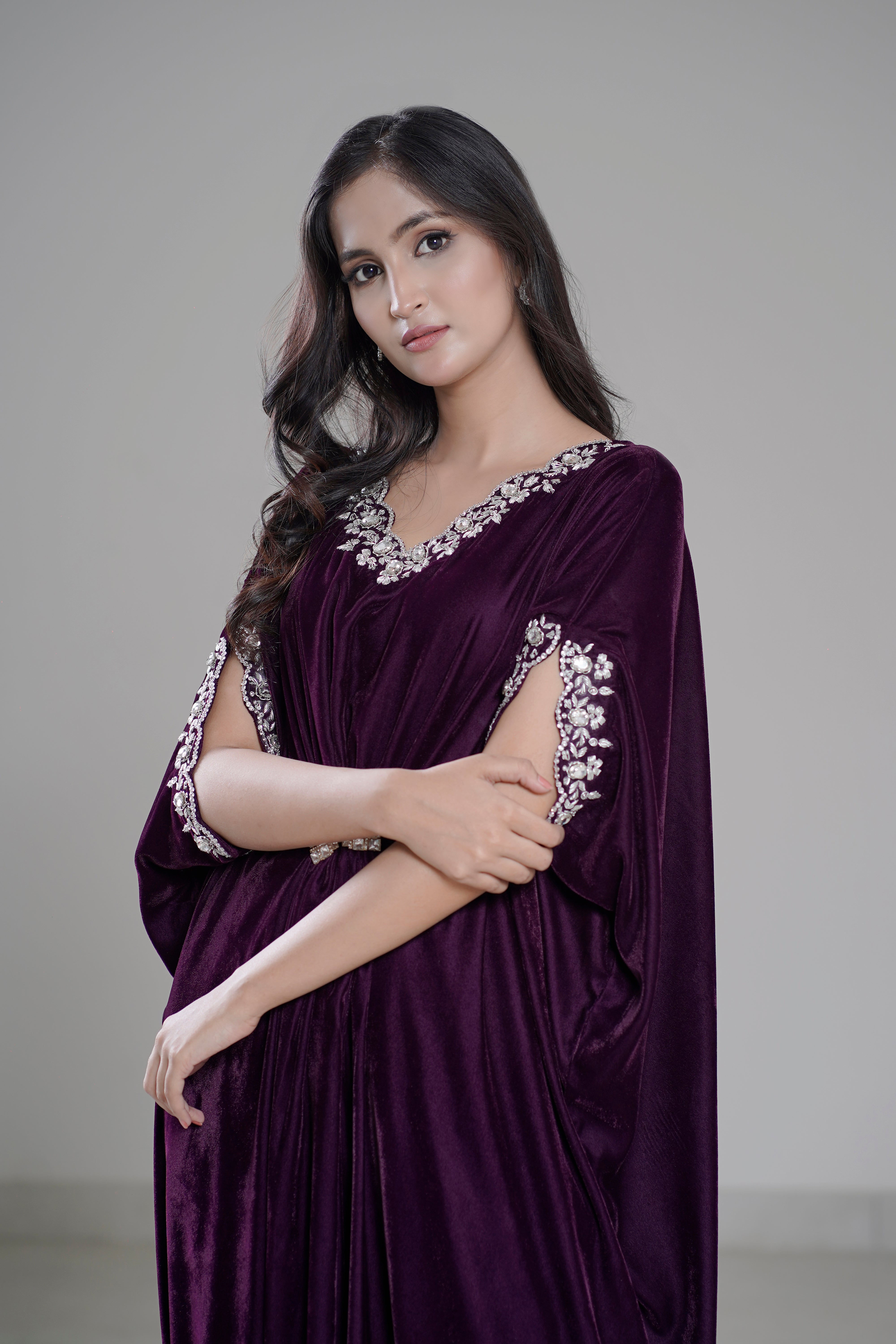 L’Artisan Embroidered Kaftan with Cutwork Neck