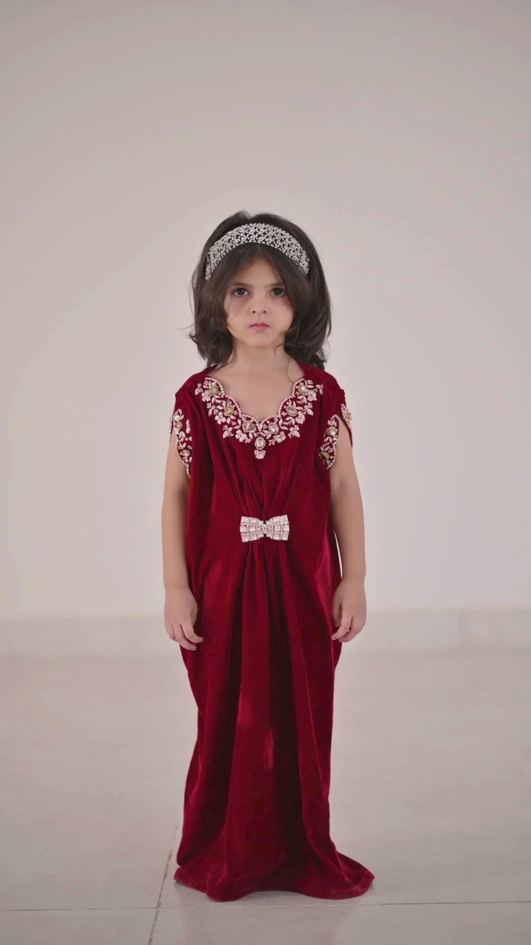 L’Artisan Embroidered Kaftan with Cutwork Neck